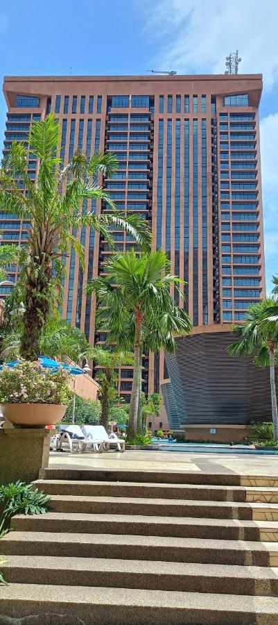 Plaza Apartment At Berjaya Times Square Kl Κουάλα Λουμπούρ Εξωτερικό φωτογραφία